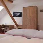 Penzion Zum Hirsch 3*