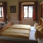 Zum Hirsch Inn