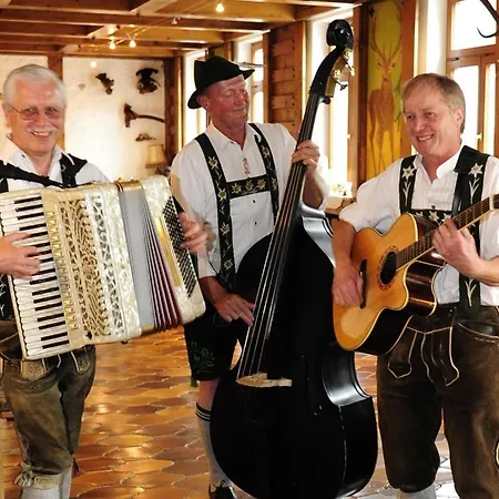 Zum Hirsch Locanda